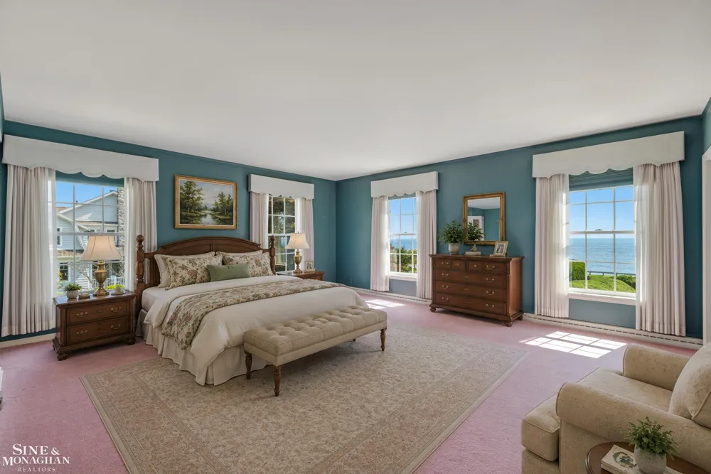 105 Lake Shore Road Grosse Pointe Farms City, MI 48236