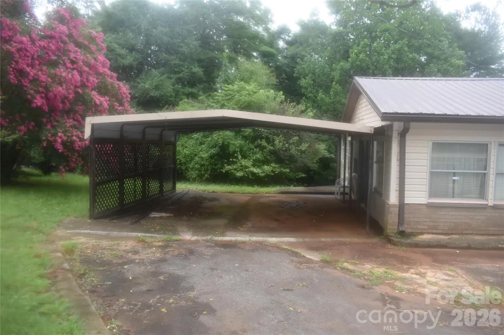 115 Weeks Road Rutherfordton, NC 28139