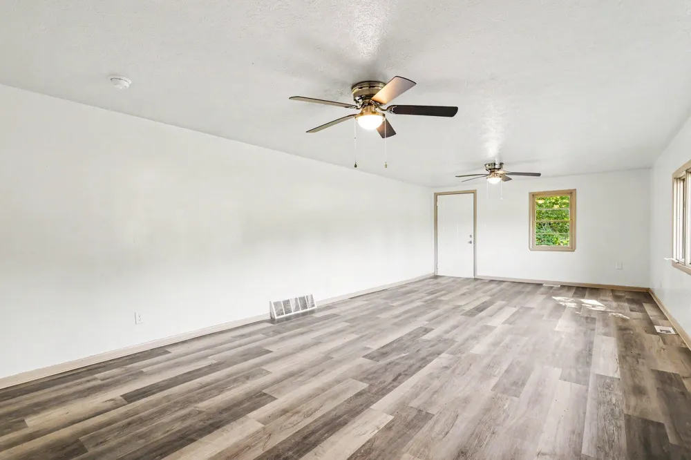 1582 Bakertown Road Buchanan, MI 49107