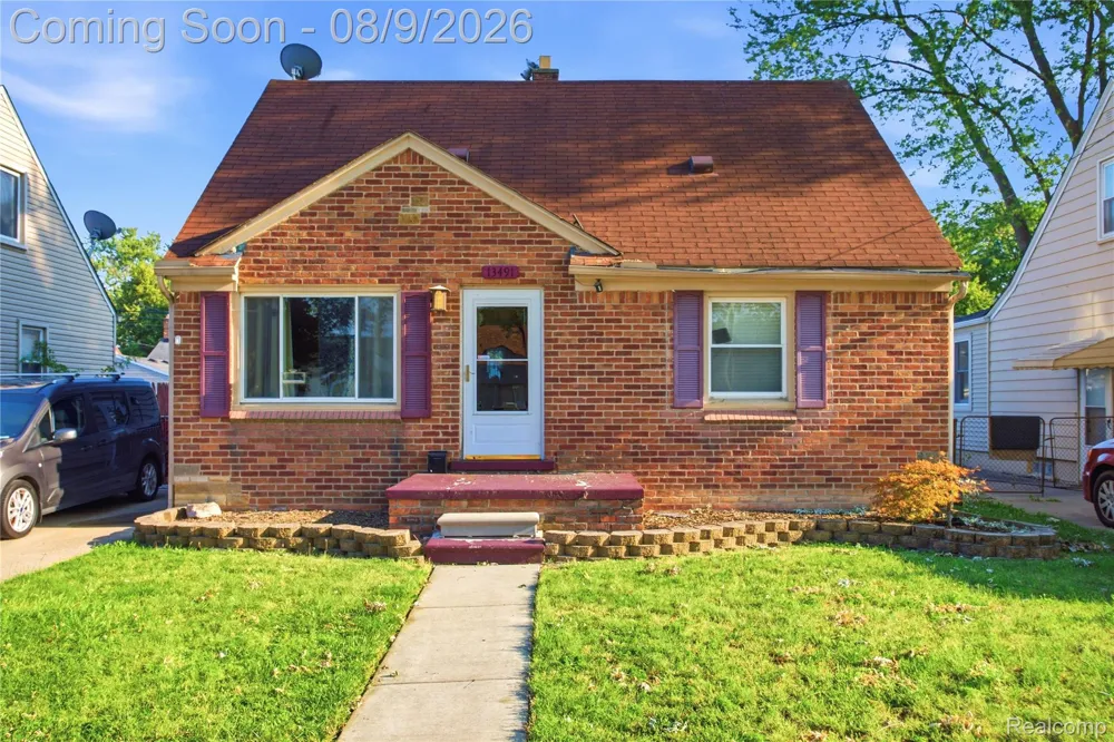 13491 Superior Street Southgate City, MI 48195