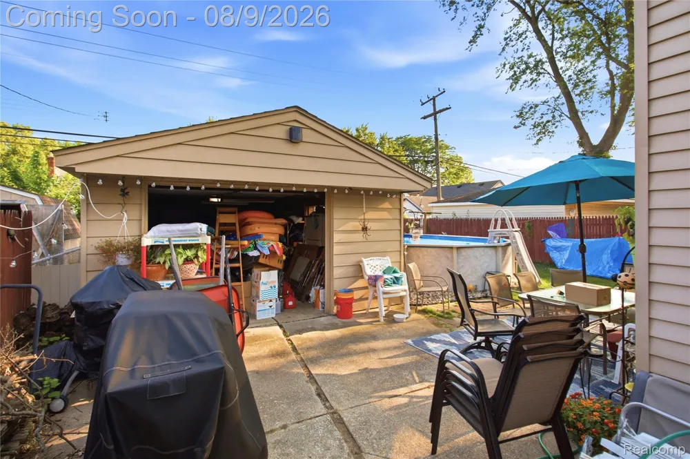 13491 Superior Street Southgate City, MI 48195