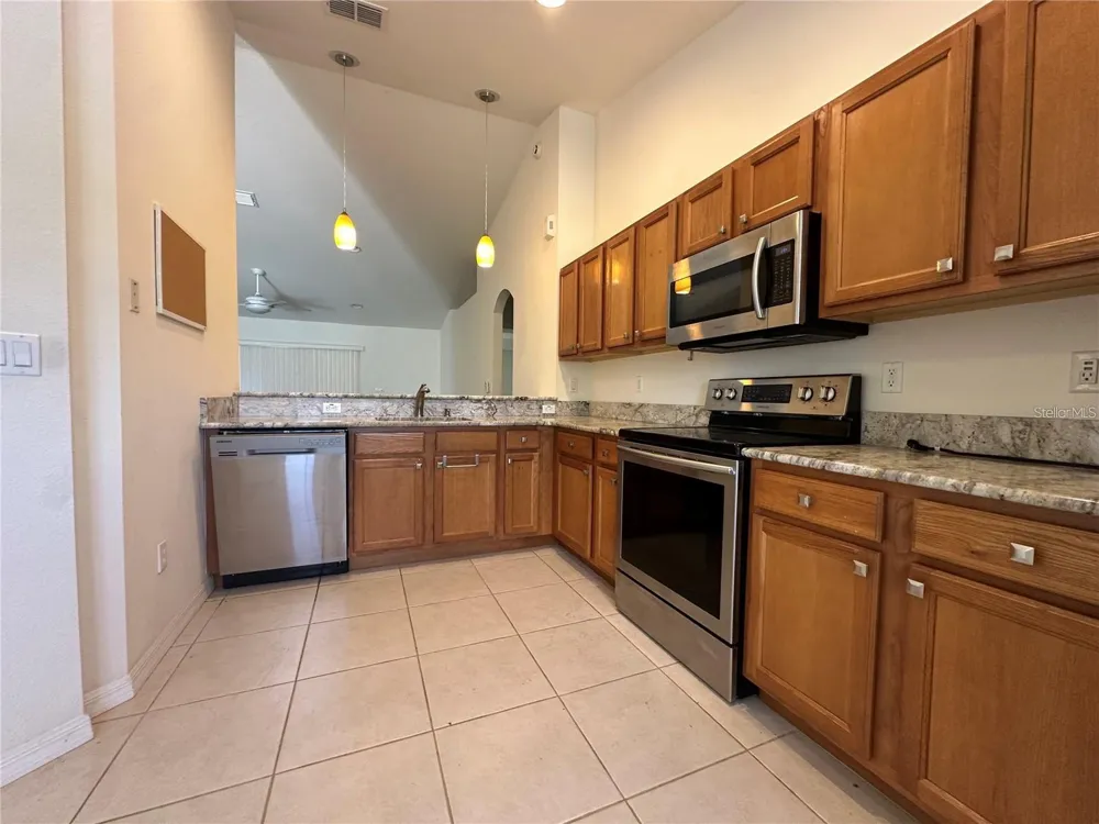 6807 SW 128TH STREET ROAD ocala, FL 34473