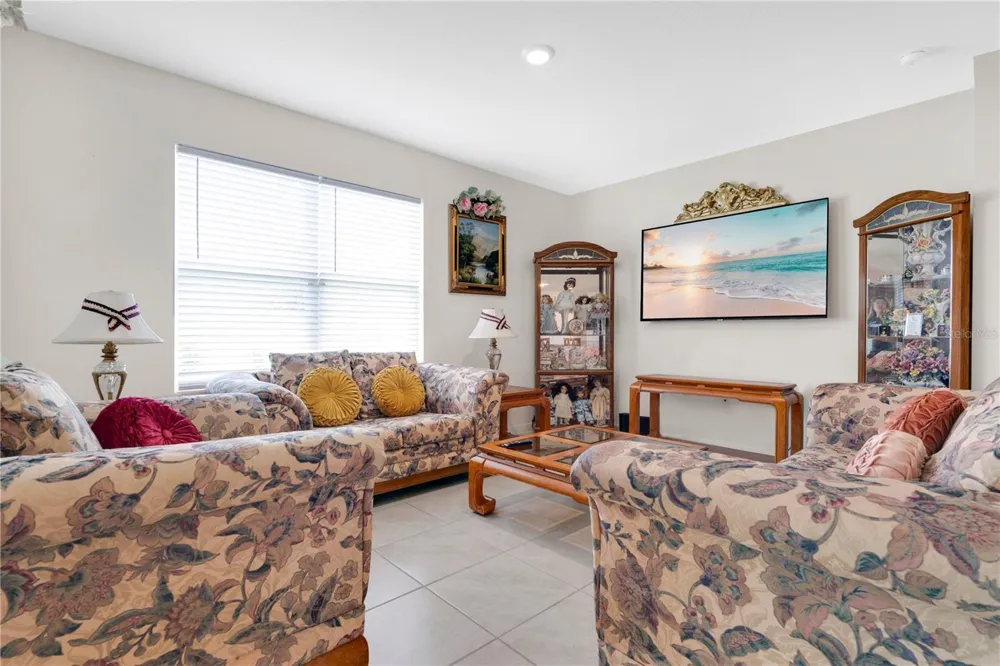 1735 PARK SIDE AVENUE Kissimmee, FL 34744