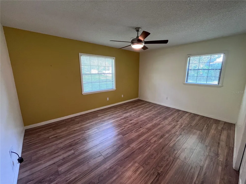 2117 YORKSHIRE DRIVE Deland, FL 32724