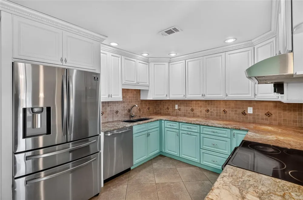 120 E HOFFMAN ST Lake Alfred, FL 33850