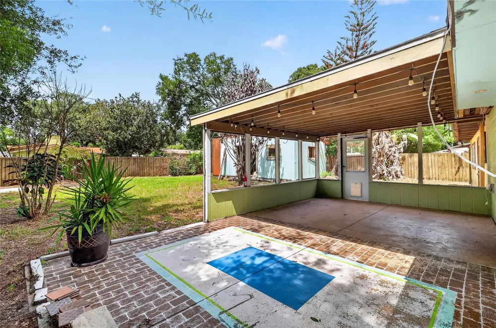 120 E HOFFMAN ST Lake Alfred, FL 33850