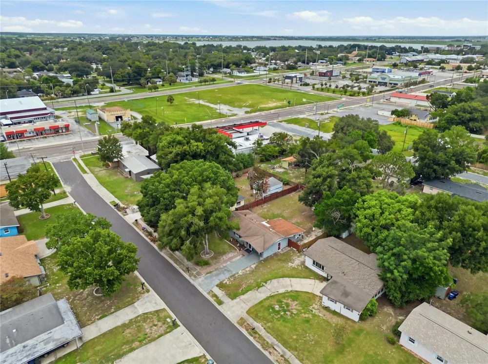 120 E HOFFMAN ST Lake Alfred, FL 33850