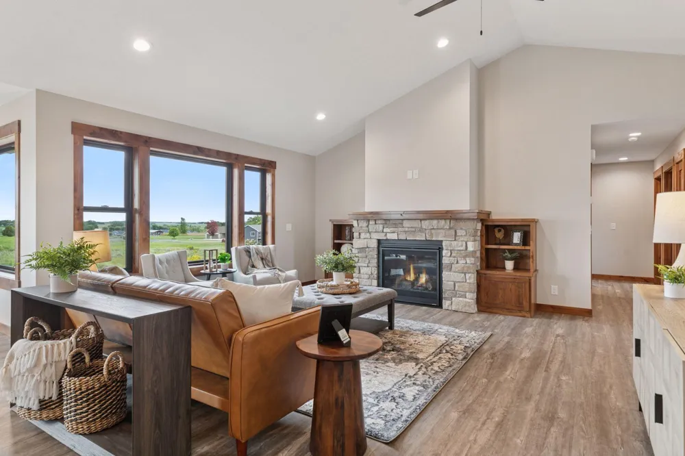 238 Eagle Ridge Drive Roberts, WI 54023