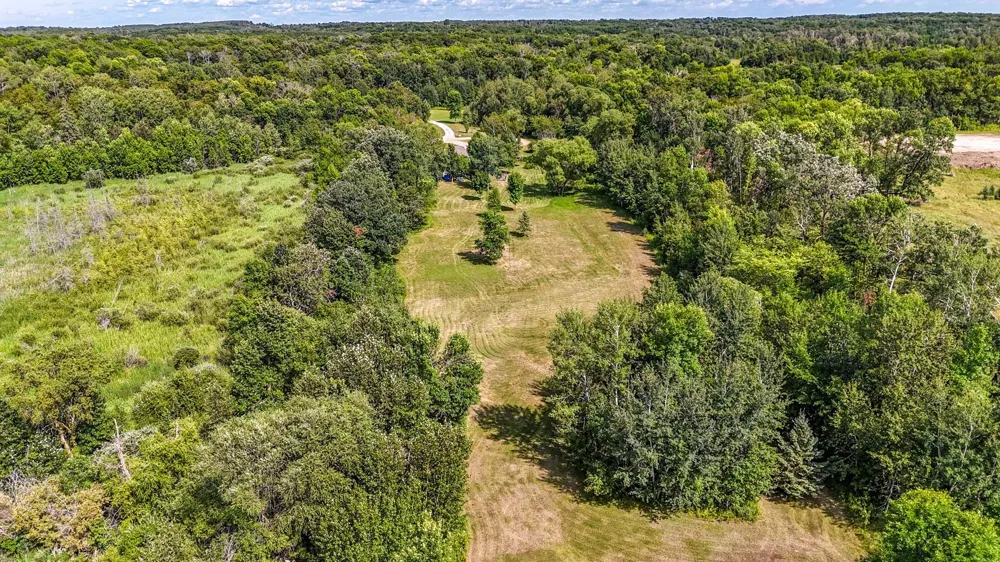 19400 Woodland Circle Detroit Lakes, MN 56501