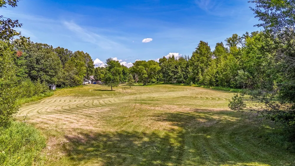 19400 Woodland Circle Detroit Lakes, MN 56501