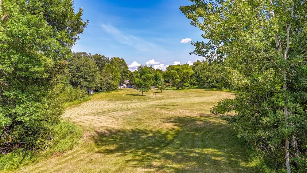 19400 Woodland Circle Detroit Lakes, MN 56501