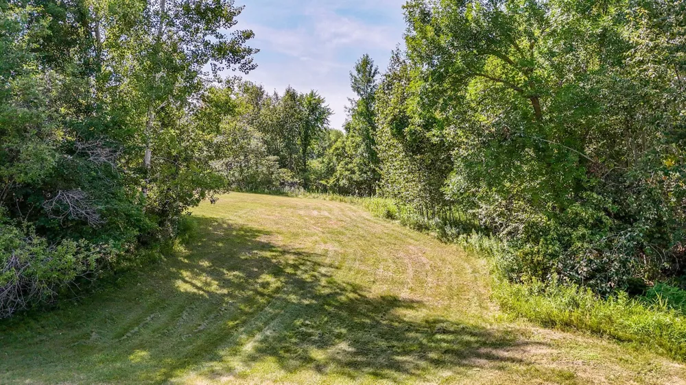 19400 Woodland Circle Detroit Lakes, MN 56501