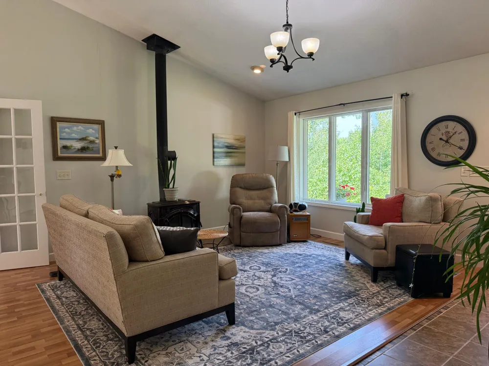 19400 Woodland Circle Detroit Lakes, MN 56501
