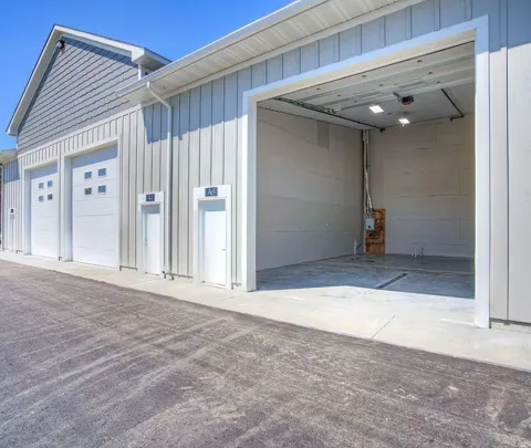 5836 Barthel Industrial Drive NE ##10