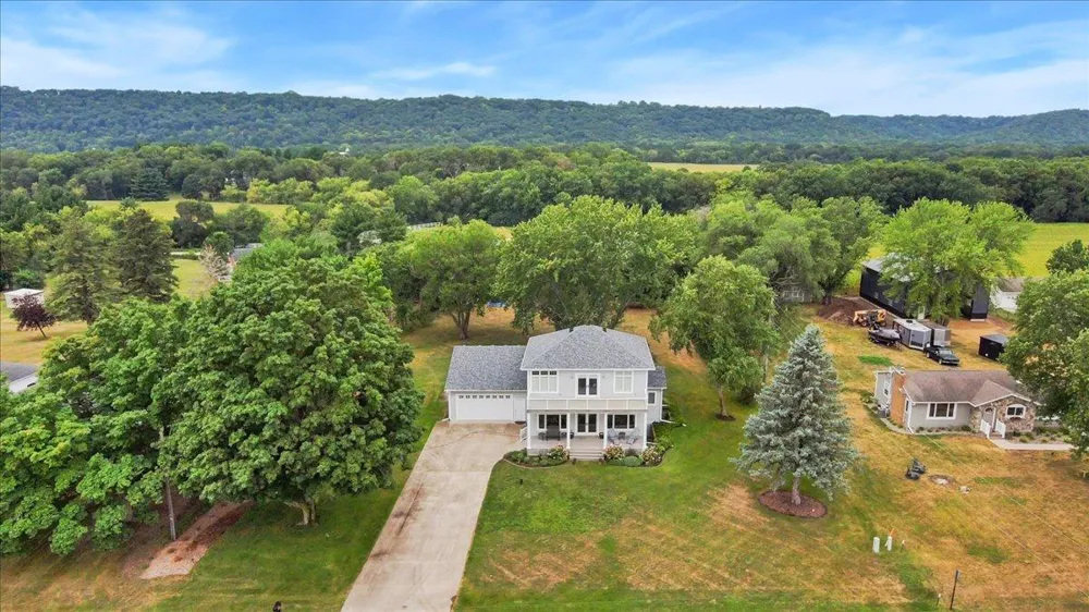 32297 Lakeview Drive Lake City, MN 55041