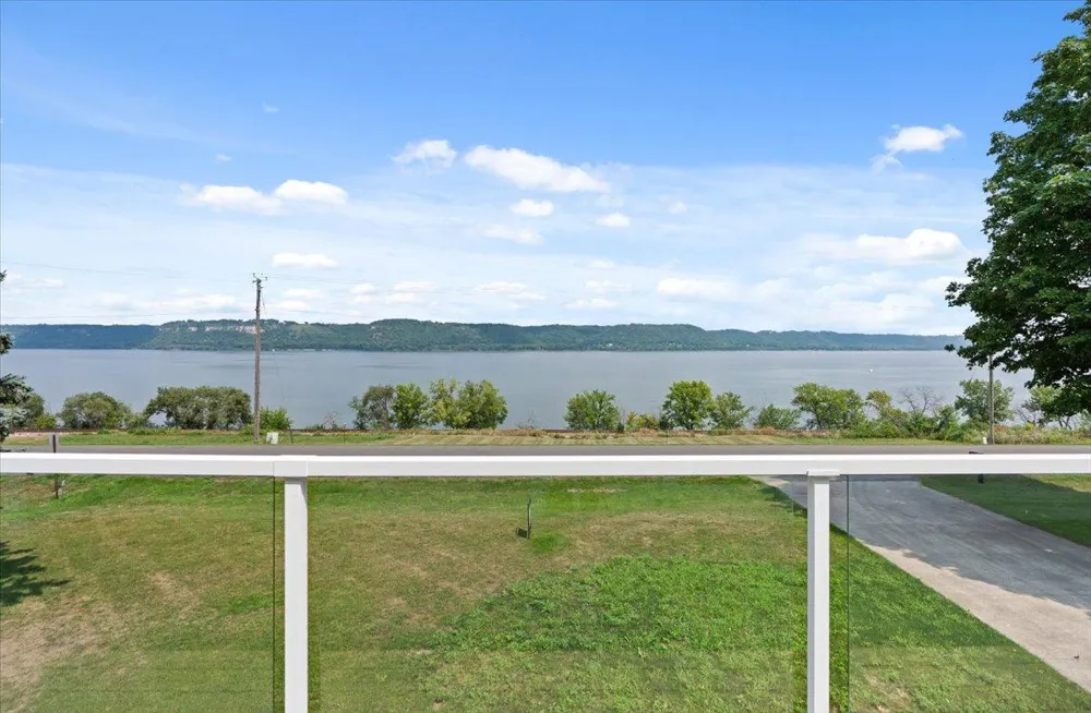 32297 Lakeview Drive Lake City, MN 55041