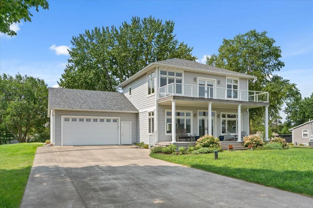 32297 Lakeview Drive Lake City, MN 55041
