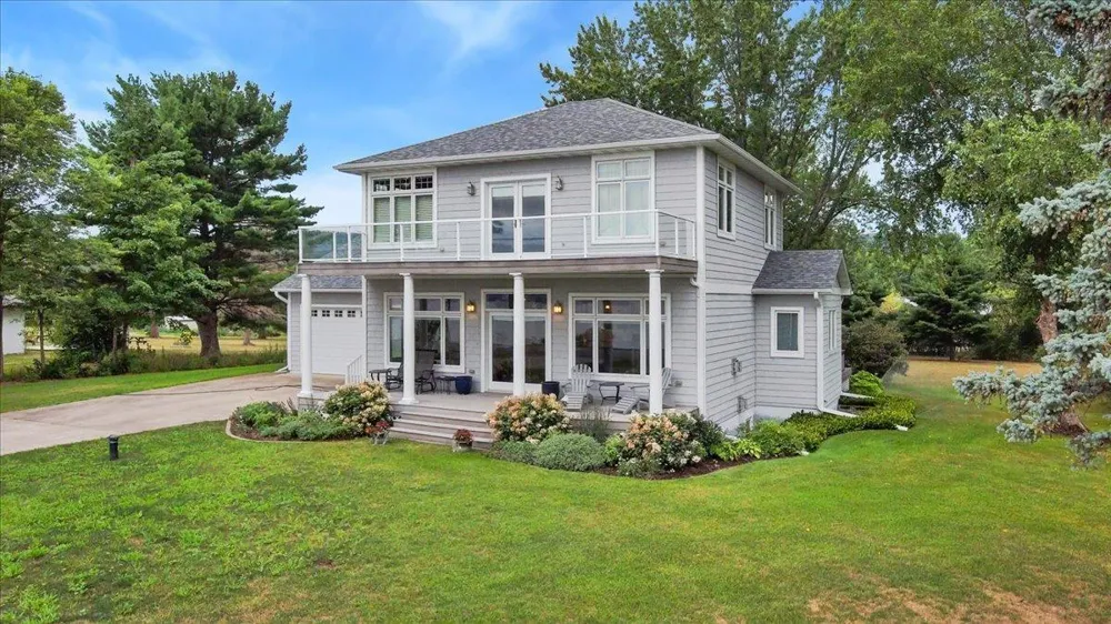 32297 Lakeview Drive Lake City, MN 55041
