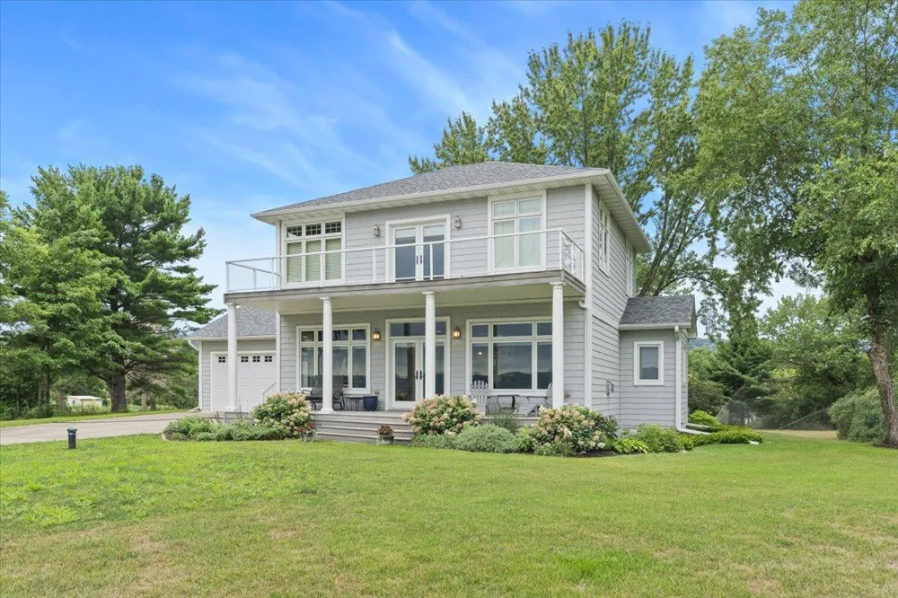 32297 Lakeview Drive Lake City, MN 55041
