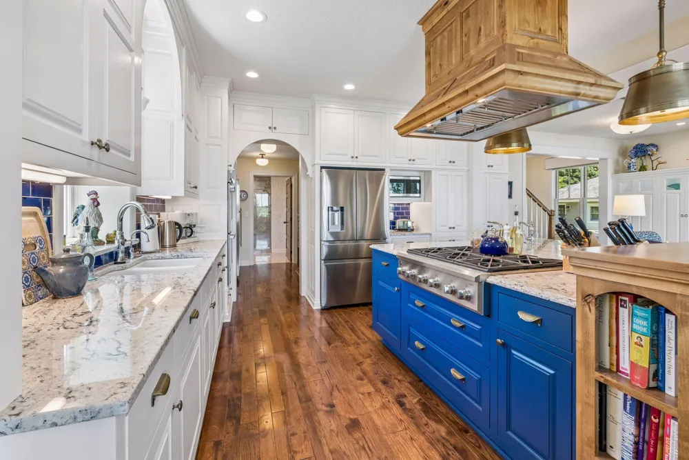 4941 Island View Drive Mound, MN 55364