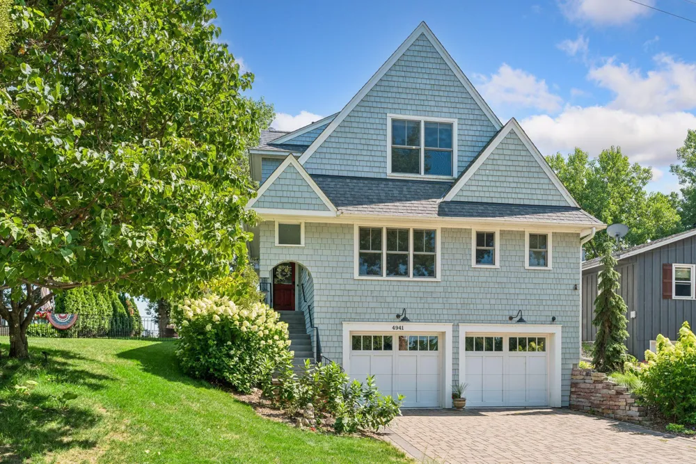 4941 Island View Drive Mound, MN 55364