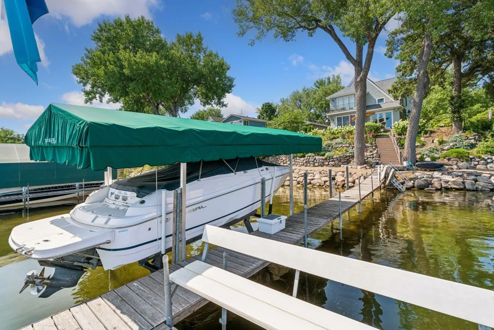 4941 Island View Drive Mound, MN 55364
