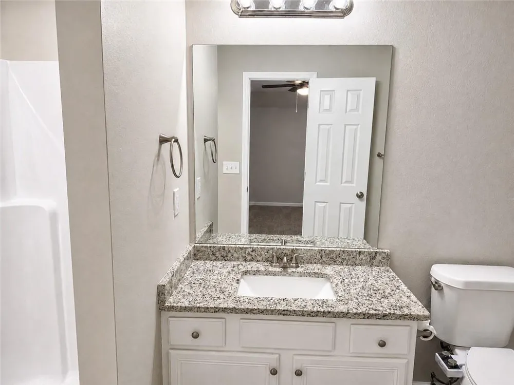2184 Olmadison View South Fulton, GA 30349