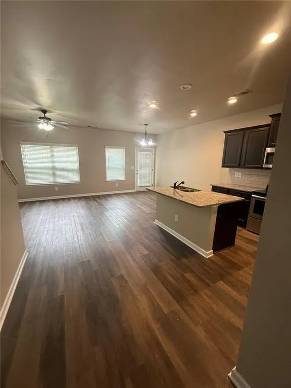 4157 Shoals Lane Union City, GA 30291