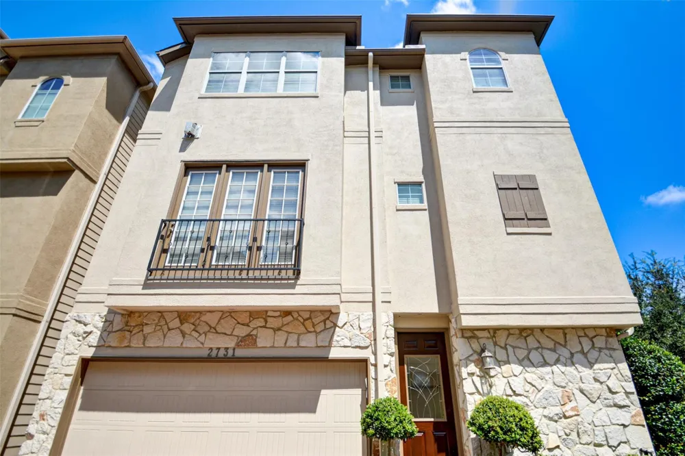 2731 Sherwin Street Houston, TX 77007