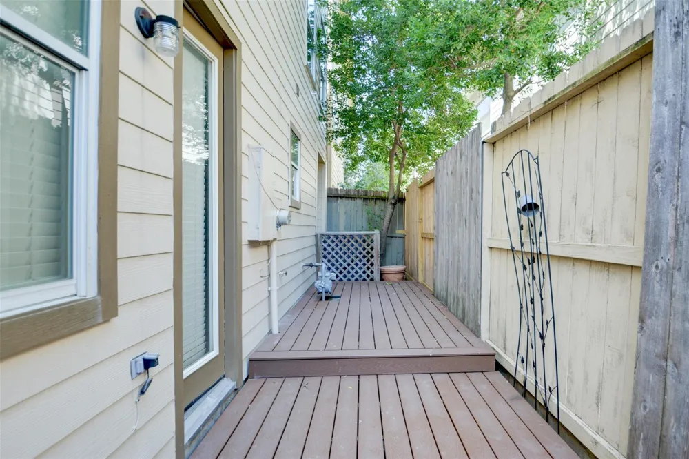 2731 Sherwin Street Houston, TX 77007