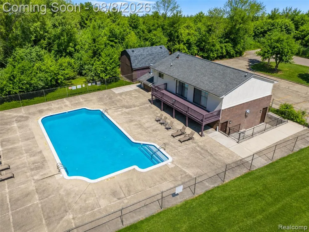 8358 Lakeview Court Ypsilanti, MI 48198