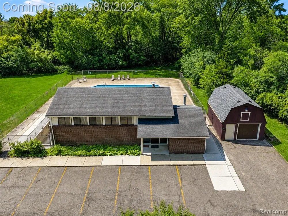 8358 Lakeview Court Ypsilanti, MI 48198