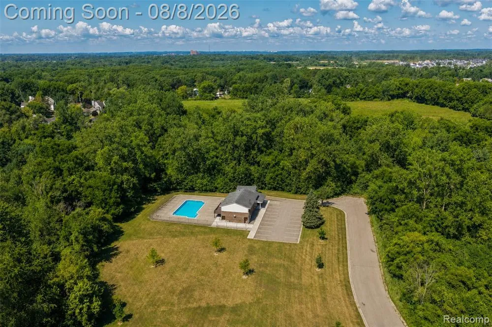 8358 Lakeview Court Ypsilanti, MI 48198