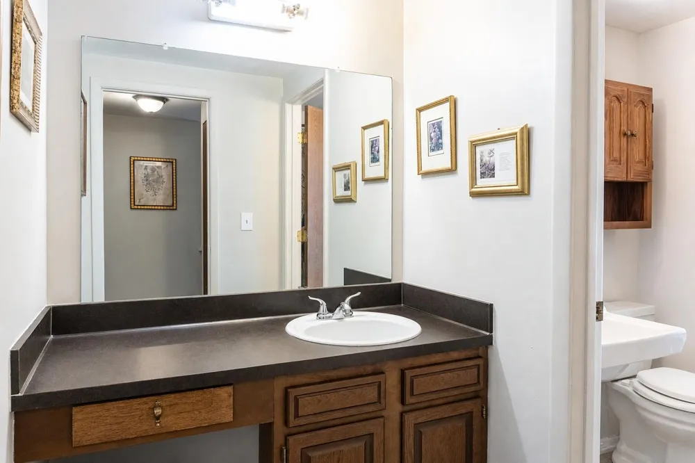 8358 Lakeview Court Ypsilanti, MI 48198
