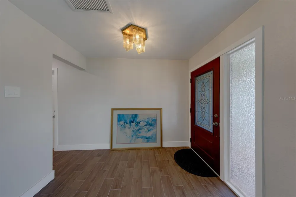 11602 GROVE STREET Seminole, FL 33772
