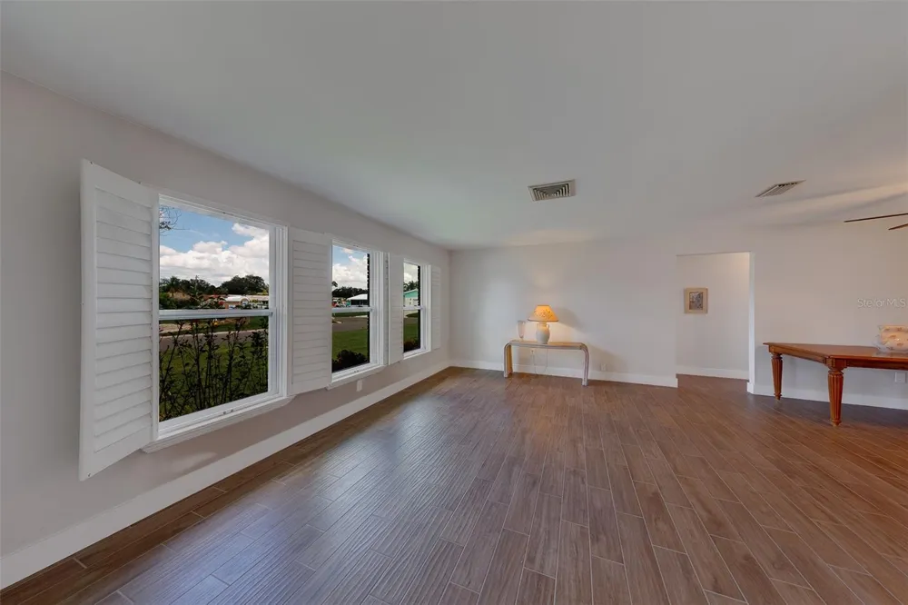 11602 GROVE STREET Seminole, FL 33772