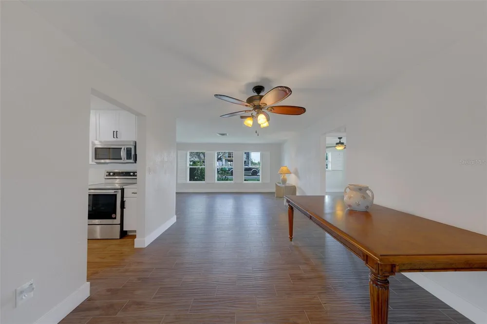 11602 GROVE STREET Seminole, FL 33772