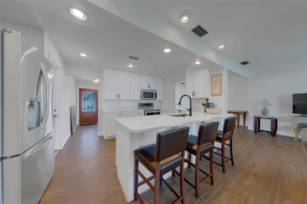 11602 GROVE STREET Seminole, FL 33772