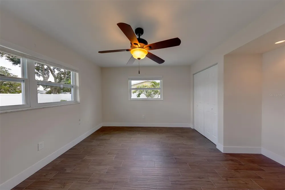 11602 GROVE STREET Seminole, FL 33772