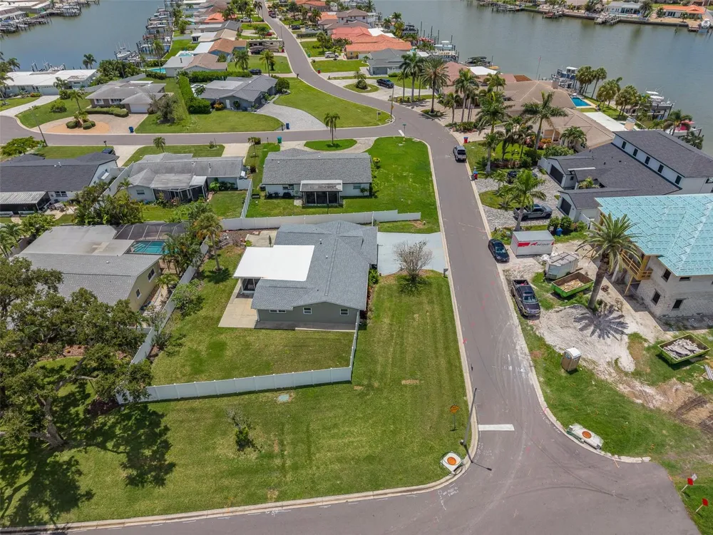 11602 GROVE STREET Seminole, FL 33772