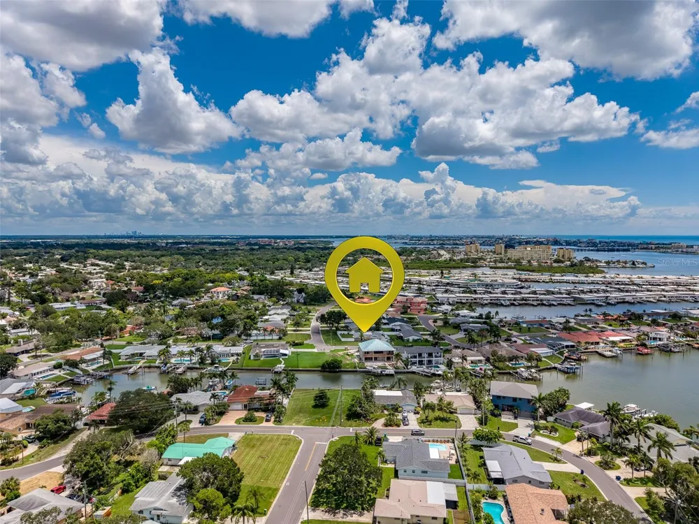 11602 GROVE STREET Seminole, FL 33772
