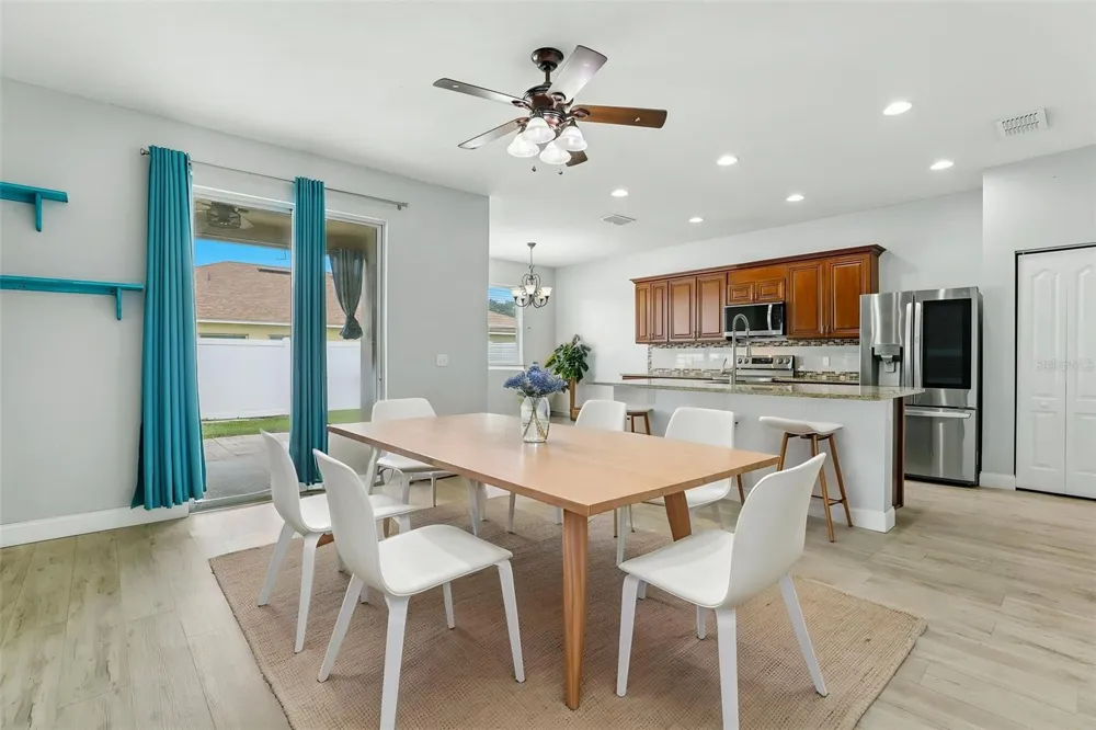 4362 SUN CENTER ROAD Mulberry, FL 33860