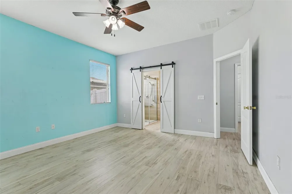 4362 SUN CENTER ROAD Mulberry, FL 33860