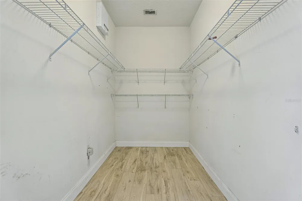 4362 SUN CENTER ROAD Mulberry, FL 33860