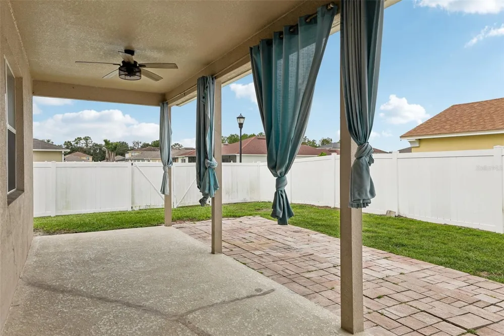 4362 SUN CENTER ROAD Mulberry, FL 33860