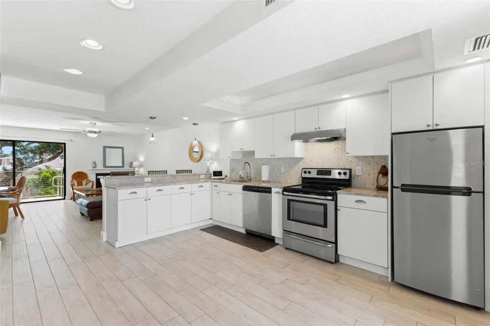 433 S PAULA DRIVE #28 Dunedin, FL 34698