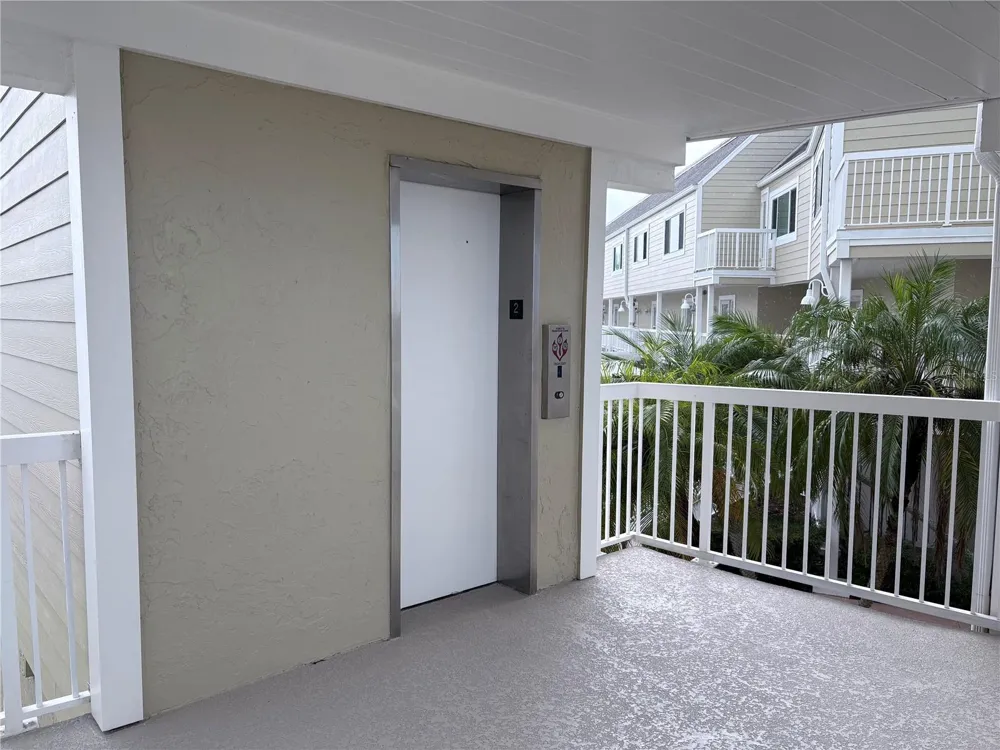 433 S PAULA DRIVE #28 Dunedin, FL 34698