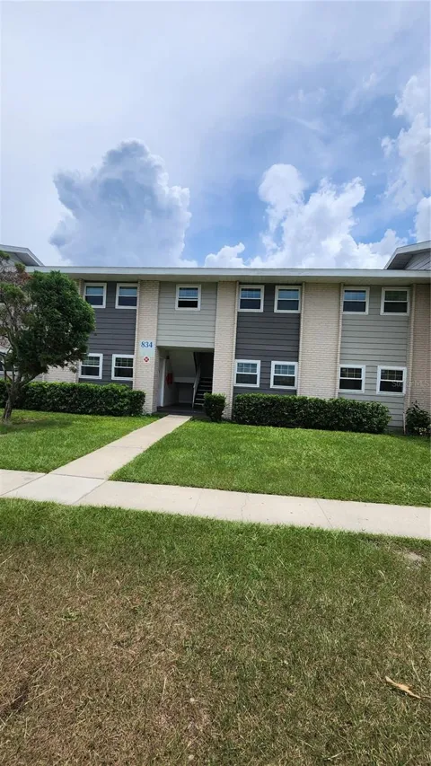 834 SKY LAKE CIRCLE #C