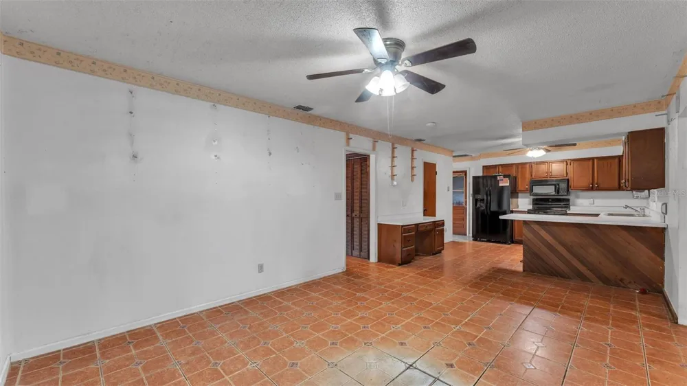 4104 E COUNTY ROAD 540A Lakeland, FL 33813