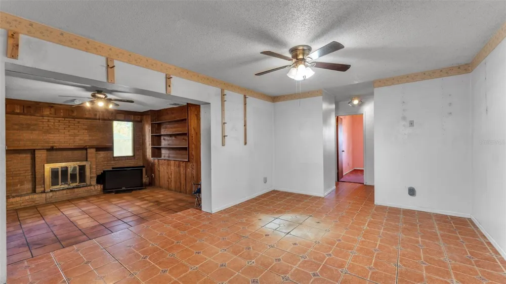 4104 E COUNTY ROAD 540A Lakeland, FL 33813